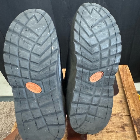 Lugz Black Classic Boots - Picture 2 of 2